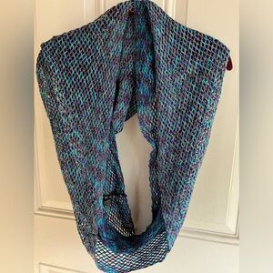 Blue/purple mesh metallic infinity scarf